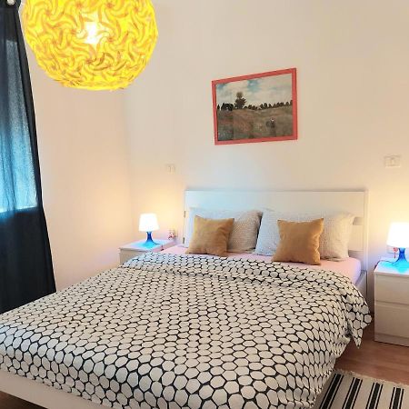 Apartman Mara Premantura Buitenkant foto